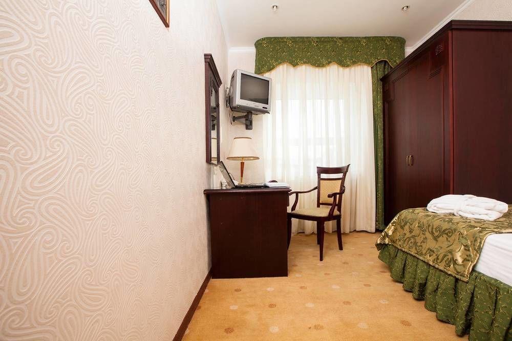 "Rush Hotel" Астана Екстер'єр фото