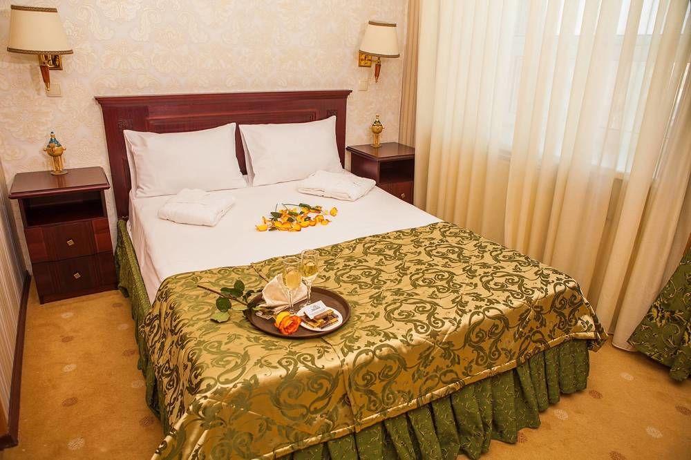 "Rush Hotel" Астана Екстер'єр фото