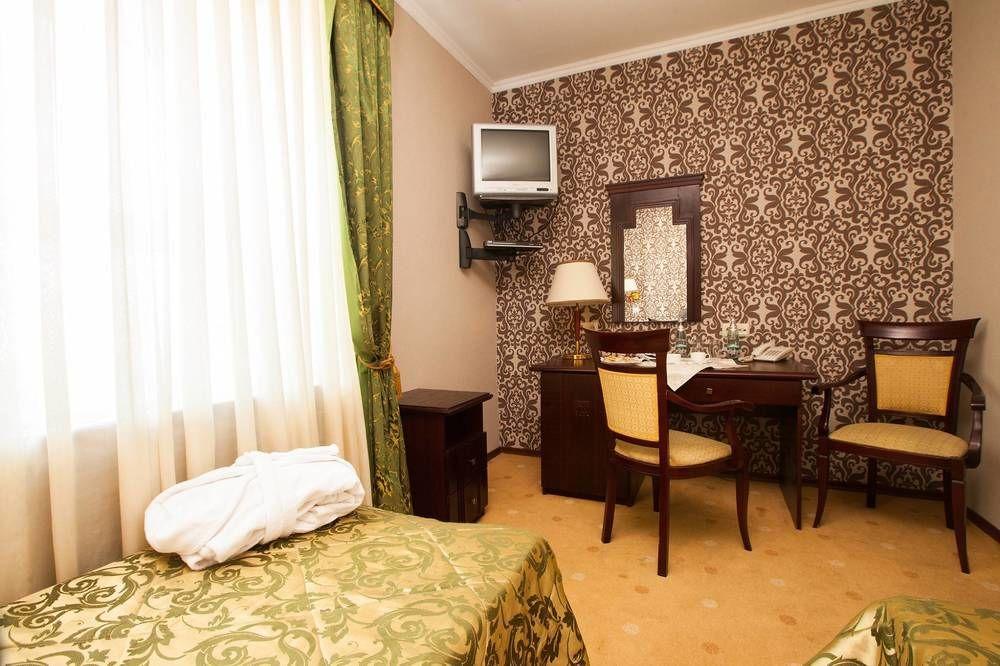 "Rush Hotel" Астана Екстер'єр фото